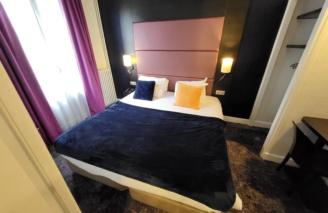 Accueil Hôtel Paris Pigalle Montmartre - Hôtel rénové-1