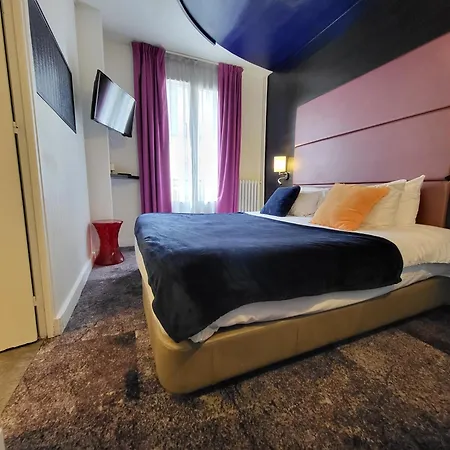 Accueil Hôtel Paris Pigalle Montmartre - Hôtel rénové-3
